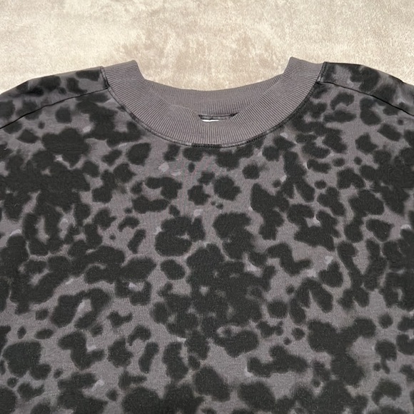 All in Motion Black & Gray Leopard Crewneck Sweatshirt - Picture 3 of 7